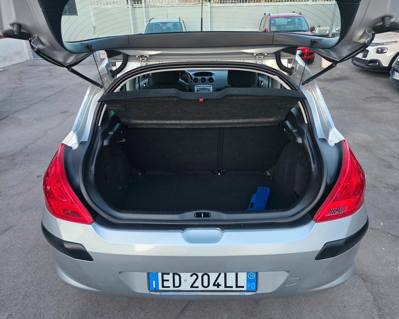 Peugeot 308 1.6 HDi 90CV 5p. Tecno