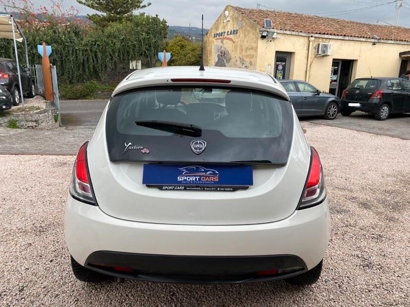 Lancia Ypsilon 1.2 69 CV 5 porte Elefantino