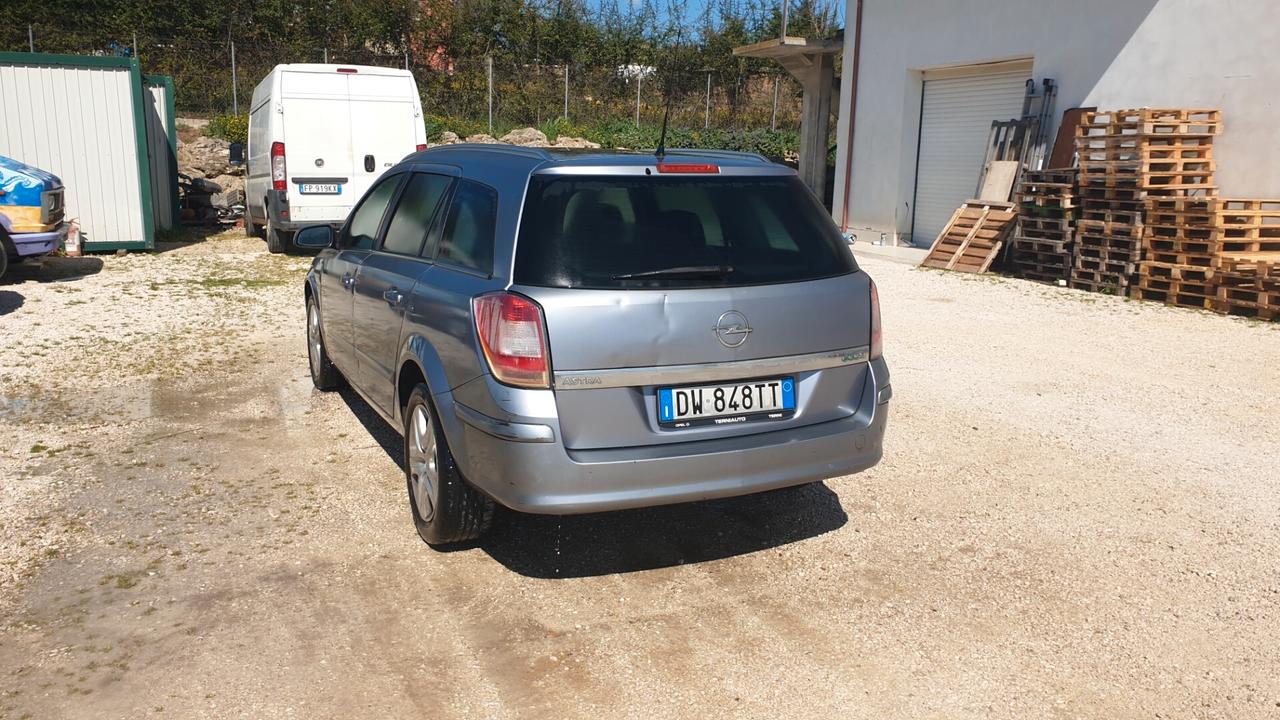 Opel Astra 1.7 CDTI 110CV 5 porte Cosmo