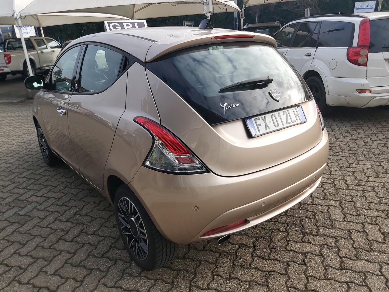 Lancia Ypsilon 1.2 69 CV 5 porte GPL Ecochic Gold