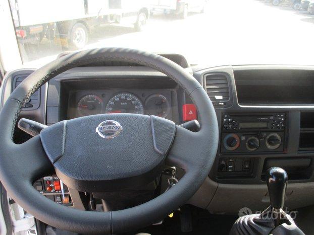 Nissan Cabstar 35-15 ''3000 150 CV'' RIBALTABILE T