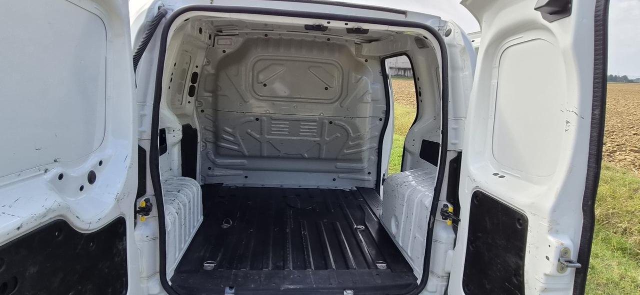 Fiat Fiorino 1.3 MJT 95CV Cargo Adventure