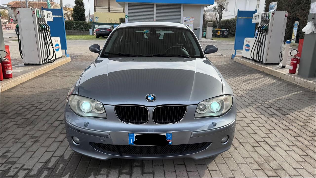 Bmw 118 118d cat 5 porte Attiva
