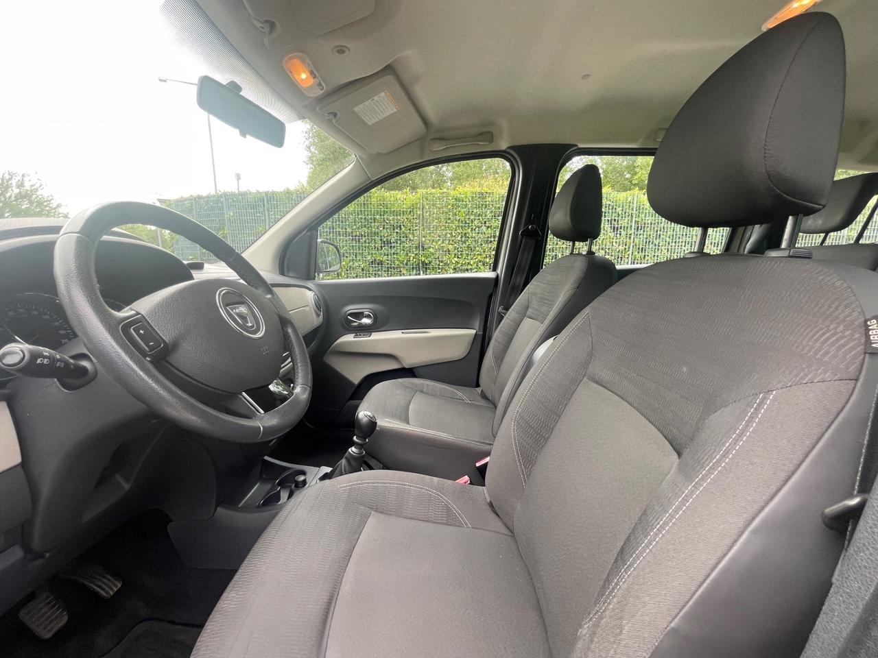 Dacia Lodgy Dacia Lodgy, euro 5b, anno 2013, 7 posti, 137.000 km!