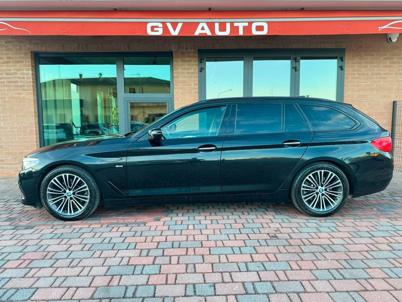 BMW 520d SPORT FULL OPTIONAL