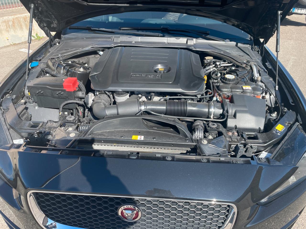 Jaguar XE 2.0 D Turbo Prestige finanziabile a € 180,00 mensili