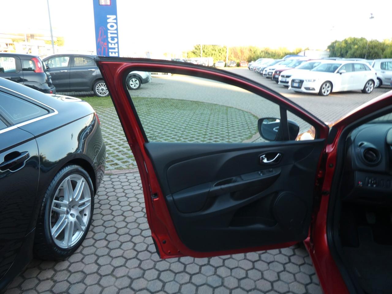 Renault Clio 1.2 75CV GPL 5 porte Live OK NEOPATENTATI