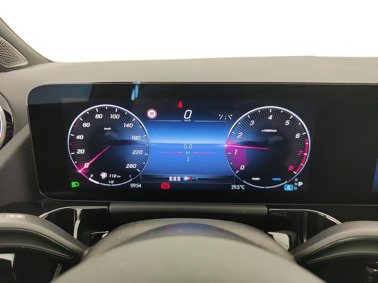 Mercedes-Benz GLA 180