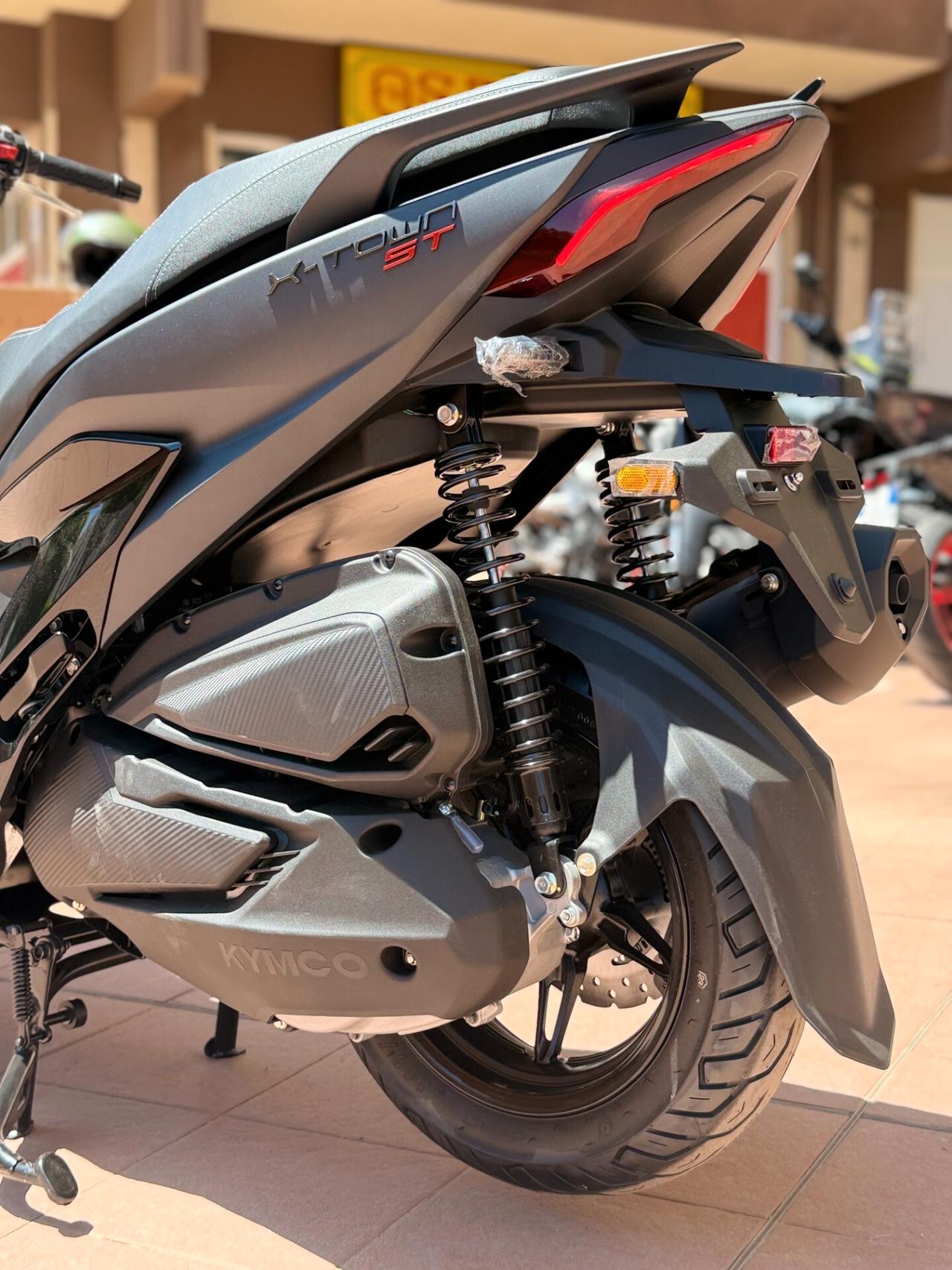 Kymco X-Town 250 ST