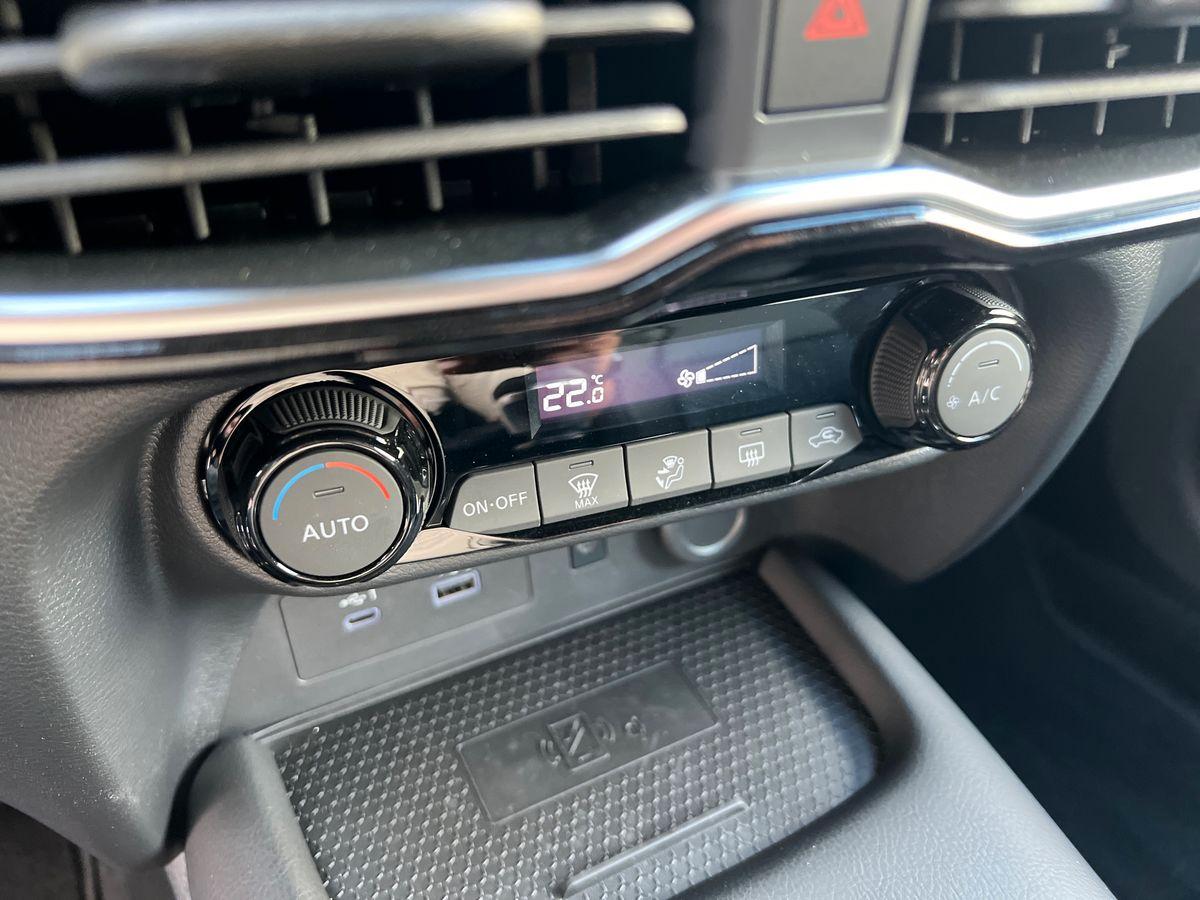 NISSAN JUKE TEKNA MT