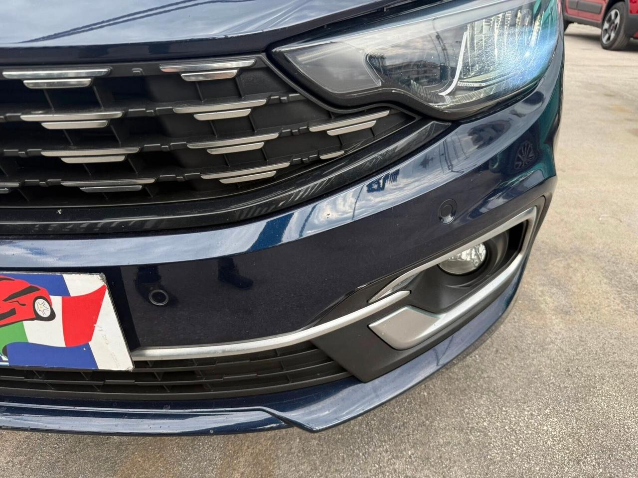 Fiat Tipo 1.6 Mjt S&S SW full led cockpit