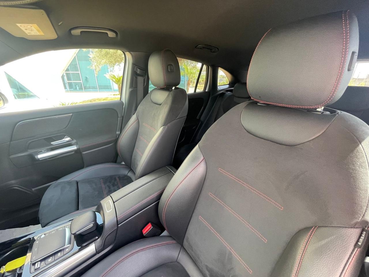 Mercedes-Benz GLA 200 d Premium auto possibilità noleggio no scoring