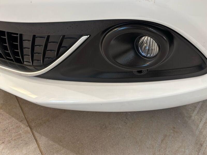 Lancia Ypsilon Ypsilon 1.0 FireFly 5 porte Hybrid Ecochic Gold