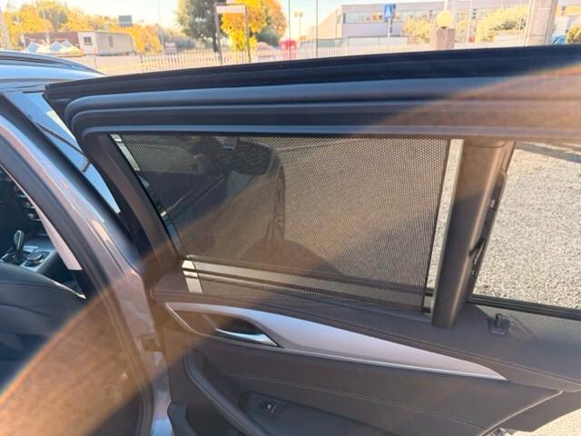 Bmw 520 d Serie 5 Touring Mhev 48V Xdrive Business auto (display digitale e pelle interna)