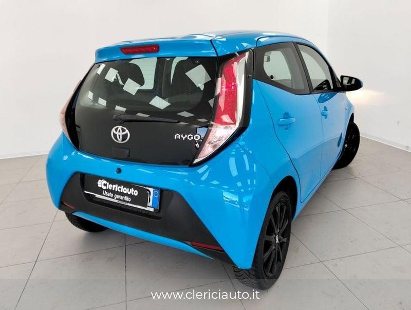 Toyota Aygo 1.0 VVT-i 69 CV 5 porte x-cite