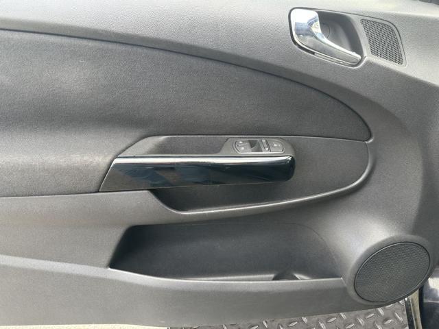 OPEL Corsa 1.2 3 porte Club
