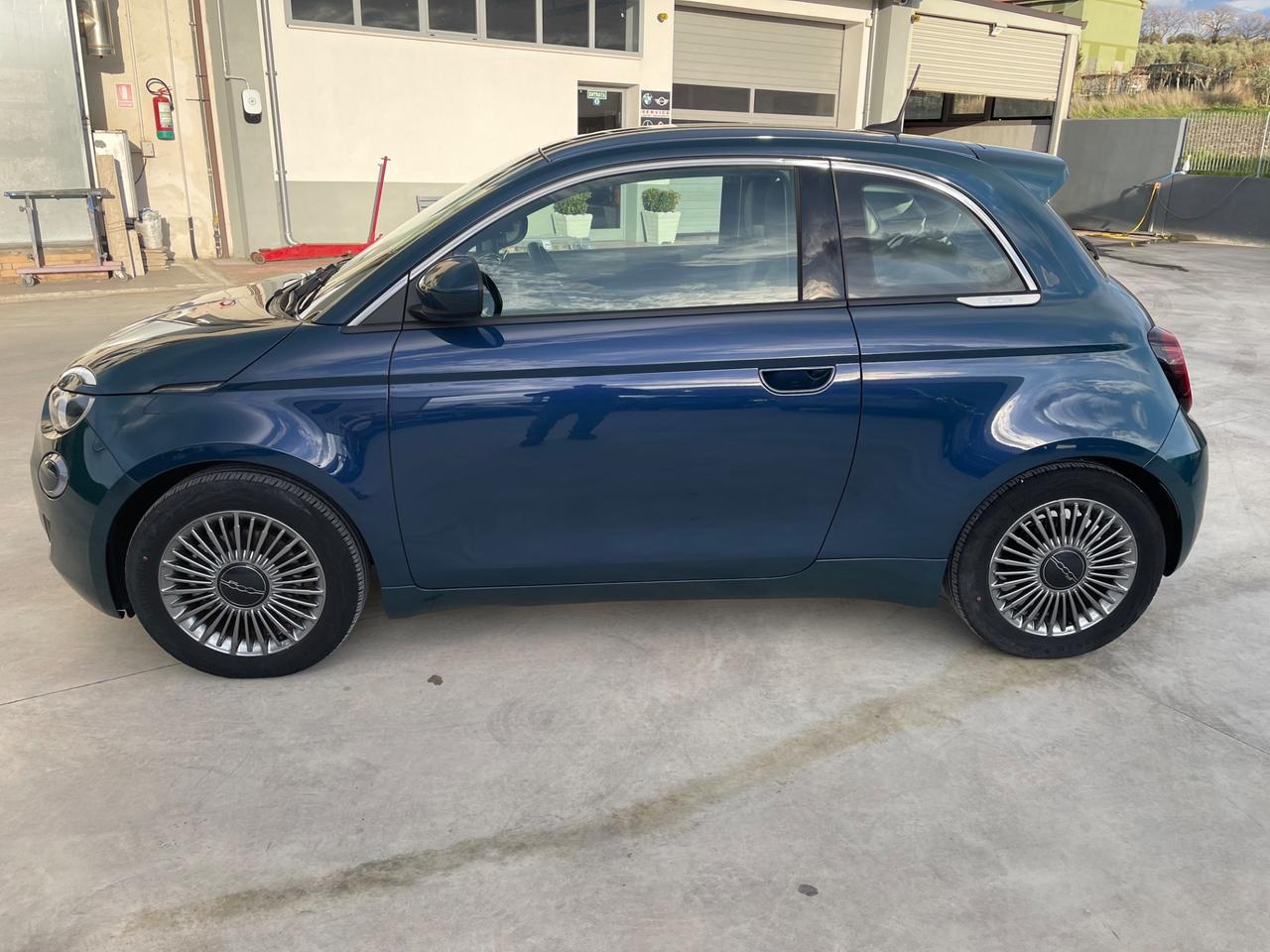 Fiat 500 500e Berlina 43 kWh Business opening edition