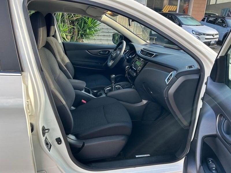 Nissan Qashqai 1.2 DIG-T 115cv Visia 2WD