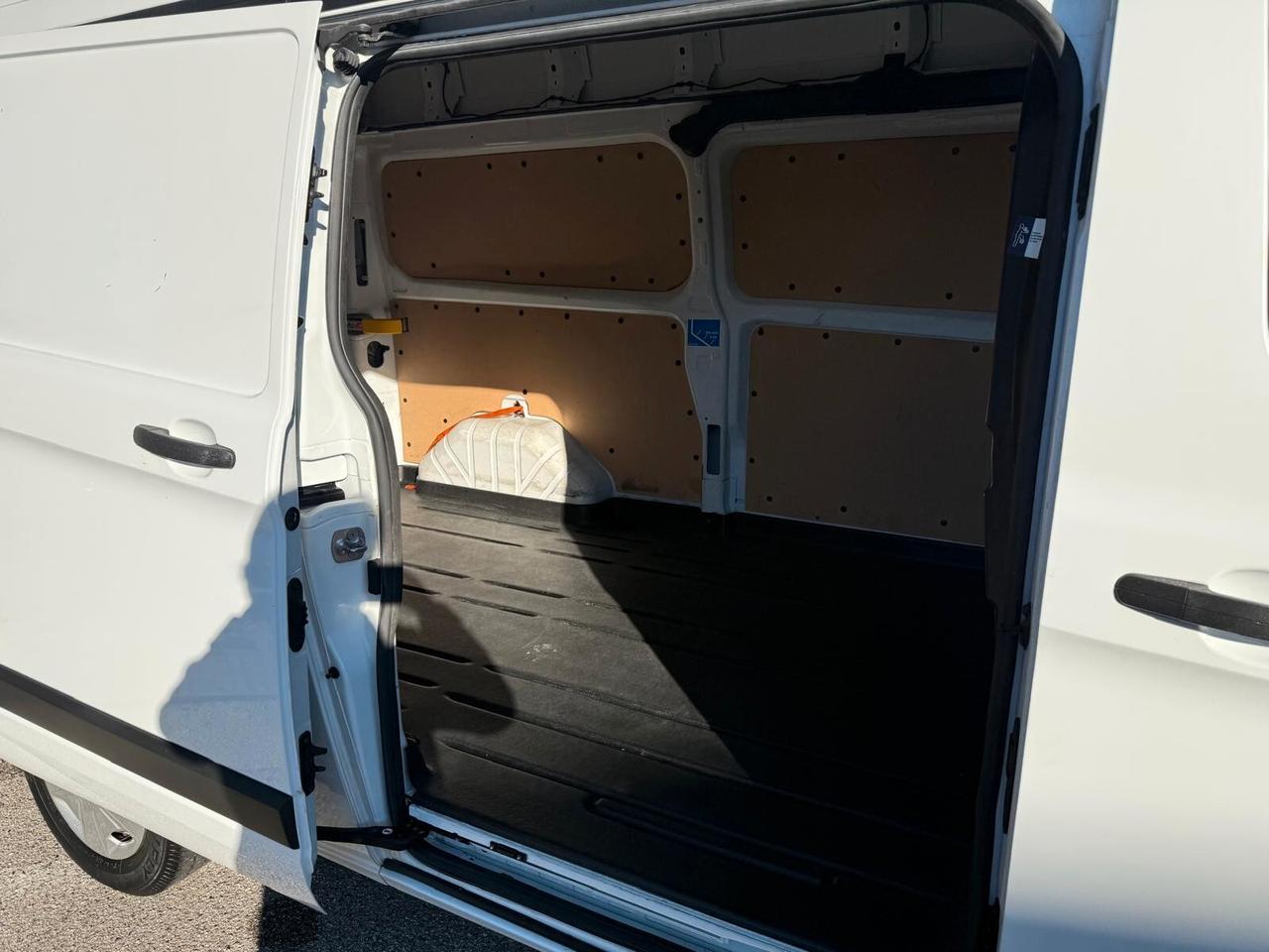 Ford Transit Custom 340 2.0 TDCi 130 PL-TA L2-H2