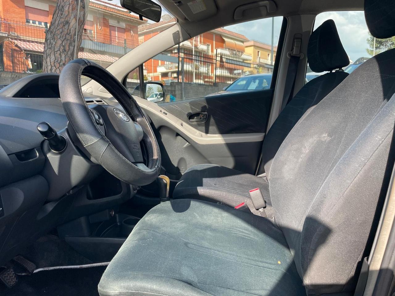 Toyota Yaris 1.3 5 porte