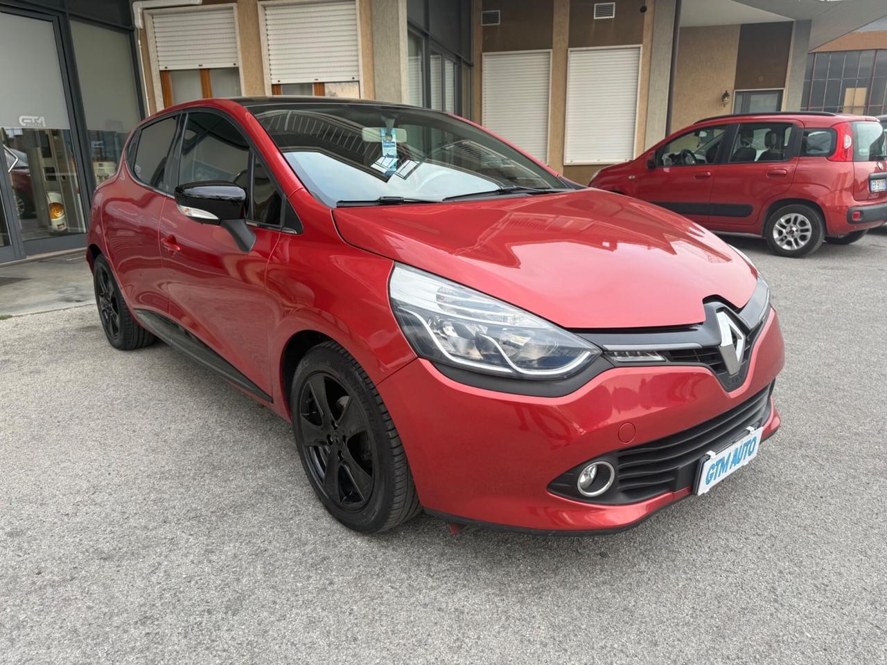 Renault Clio 1.2 75CV 5 porte- Neopatentati