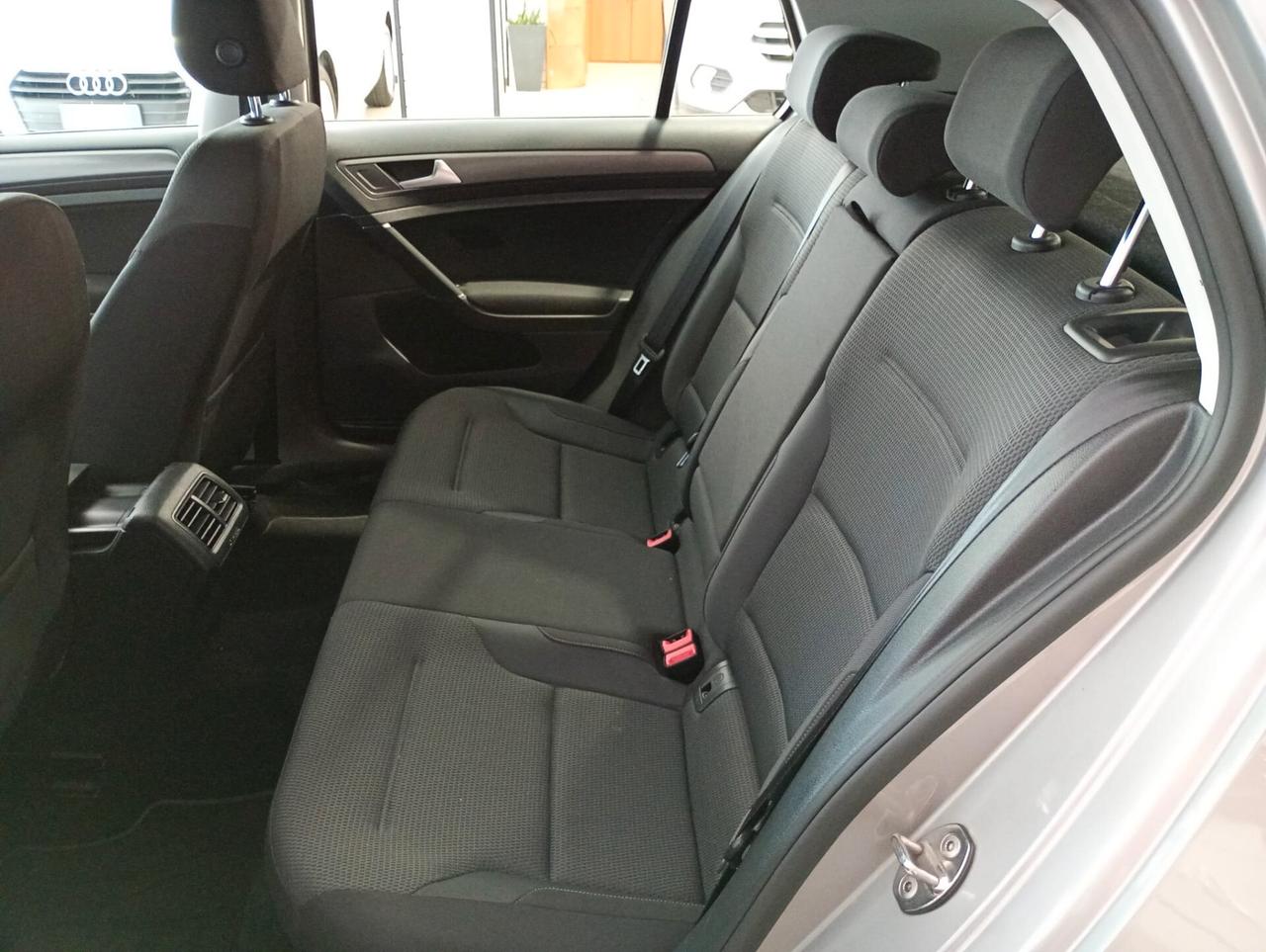 Volkswagen Golf 1.6 TDI 115CV DSG 5p. Business BlueMotion Technology
