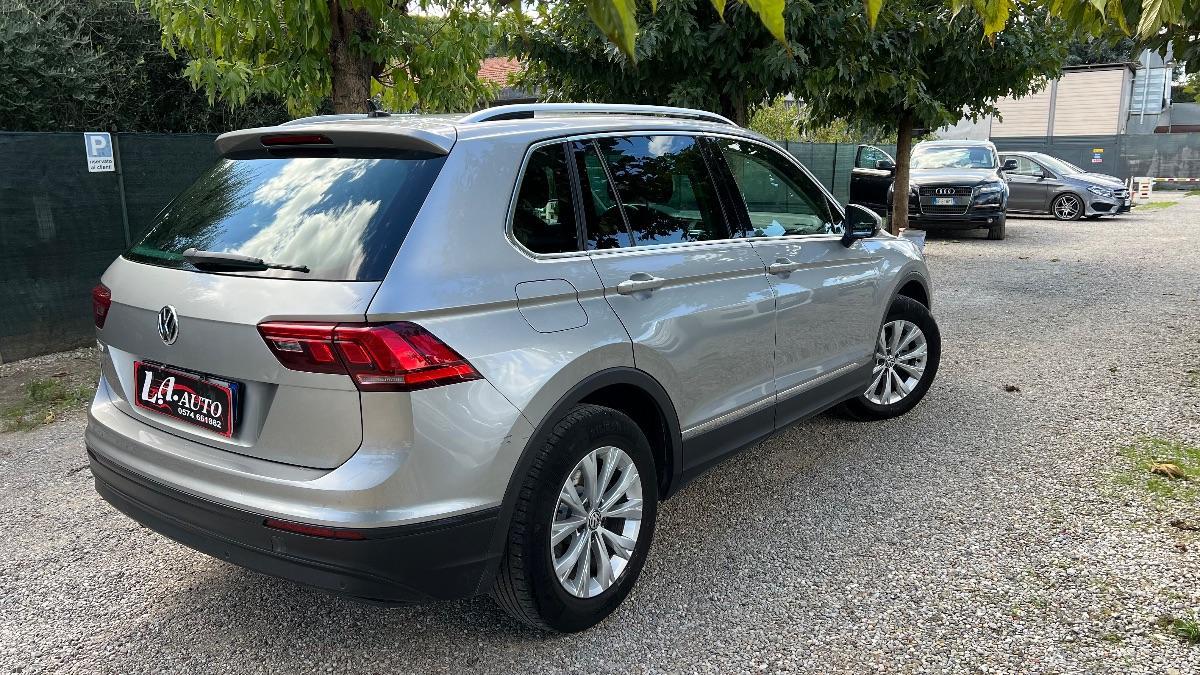 VOLKSWAGEN - Tiguan 2.0 tdi Business 150cv dsg