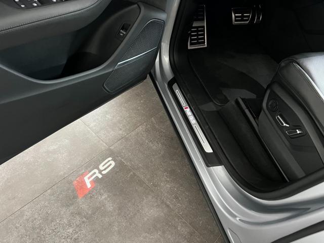 AUDI RS Q8 TFSI V8 quattro tiptronic