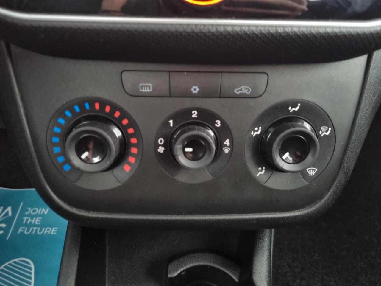 Fiat Punto 1.4 8V 5 porte Easypower Street