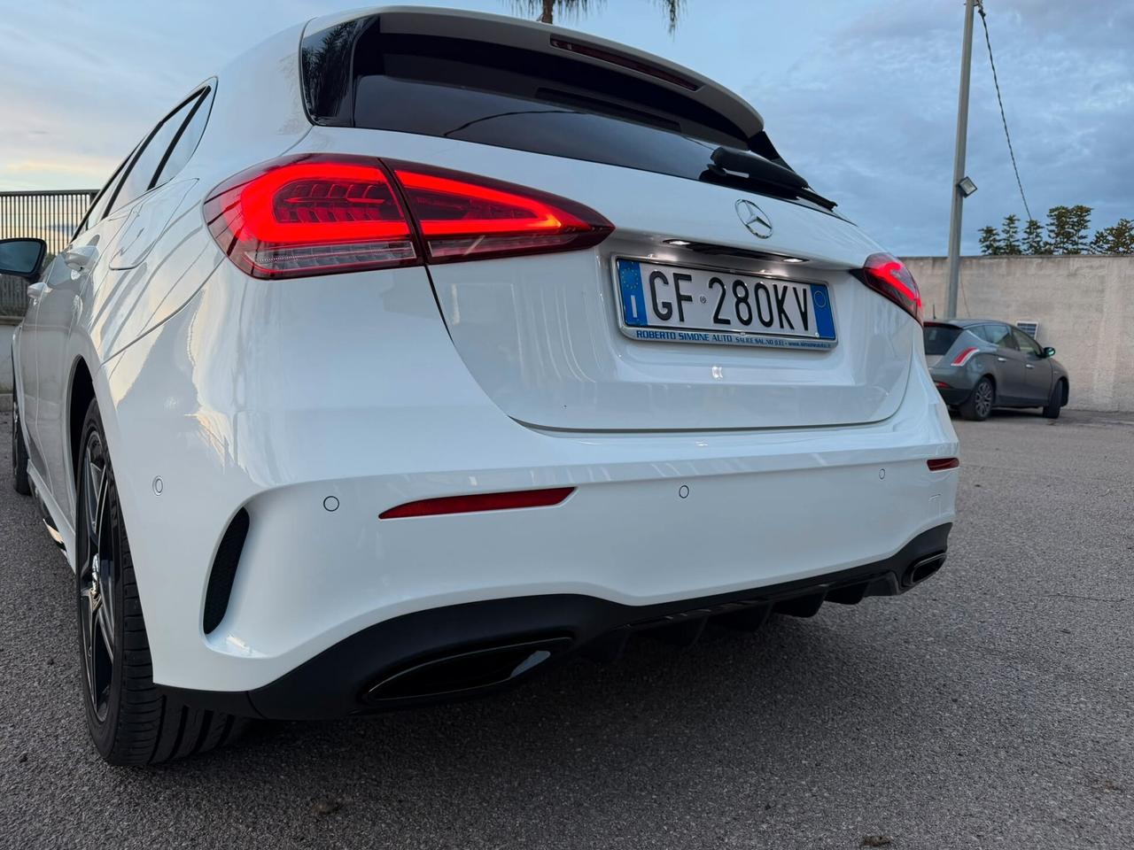 Mercedes-benz A 180d Automatic Premium AMG Night Edition