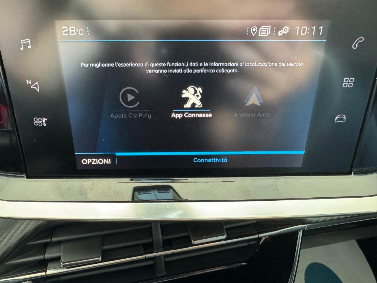 Peugeot 2008 1.2 GT Line 130cv Navi Carplay Uniprop