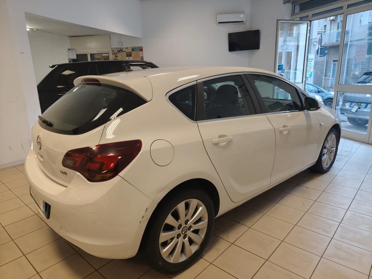 Opel Astra 1.7 CDTI 125CV 5 porte Cosmo