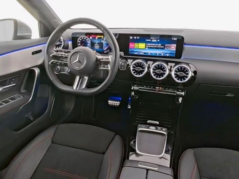 Mercedes-Benz Classe A A 200 Premium AMG LED NAVI