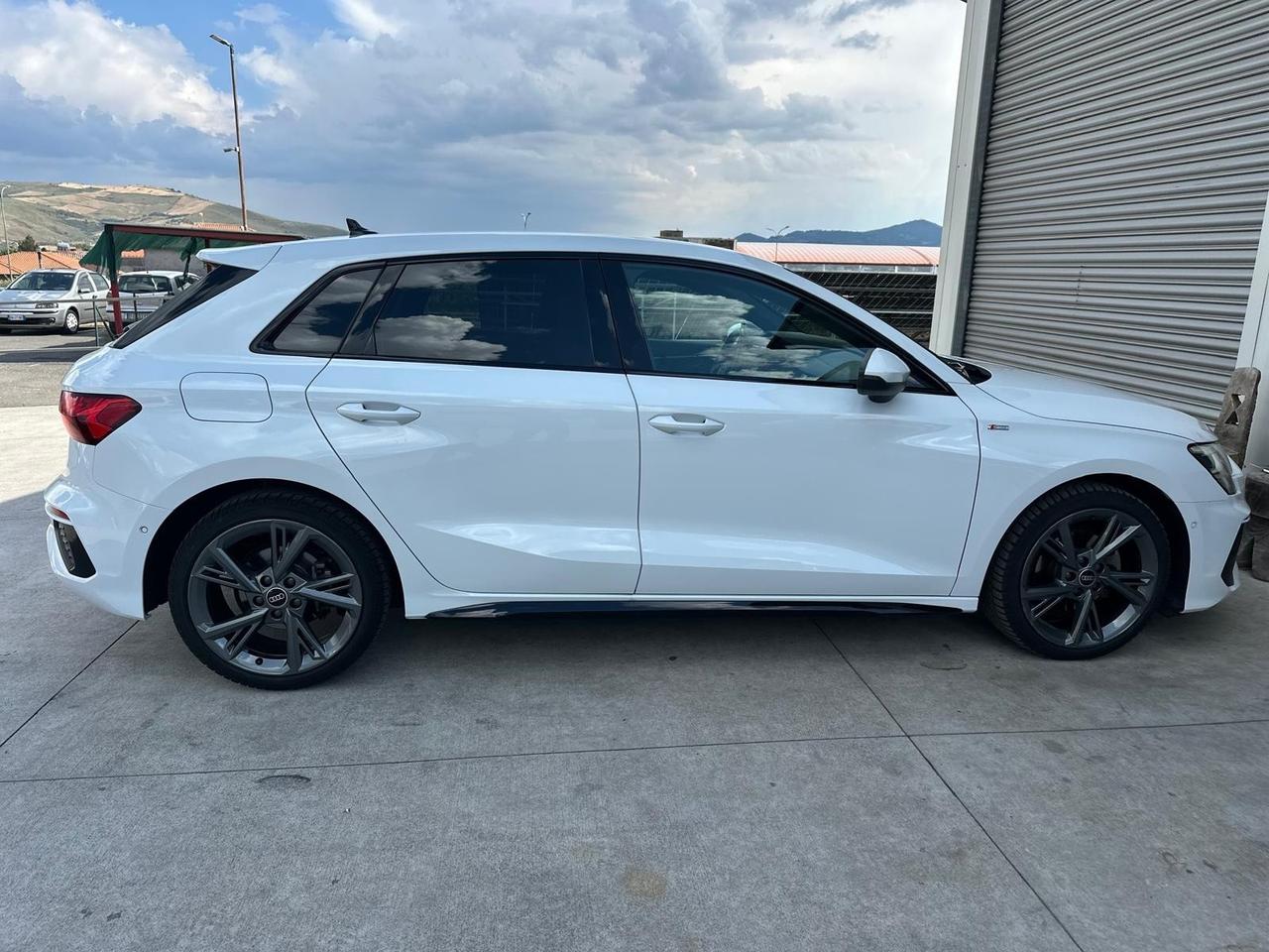 Audi A3 SPB 35 TDI S tronic line edition