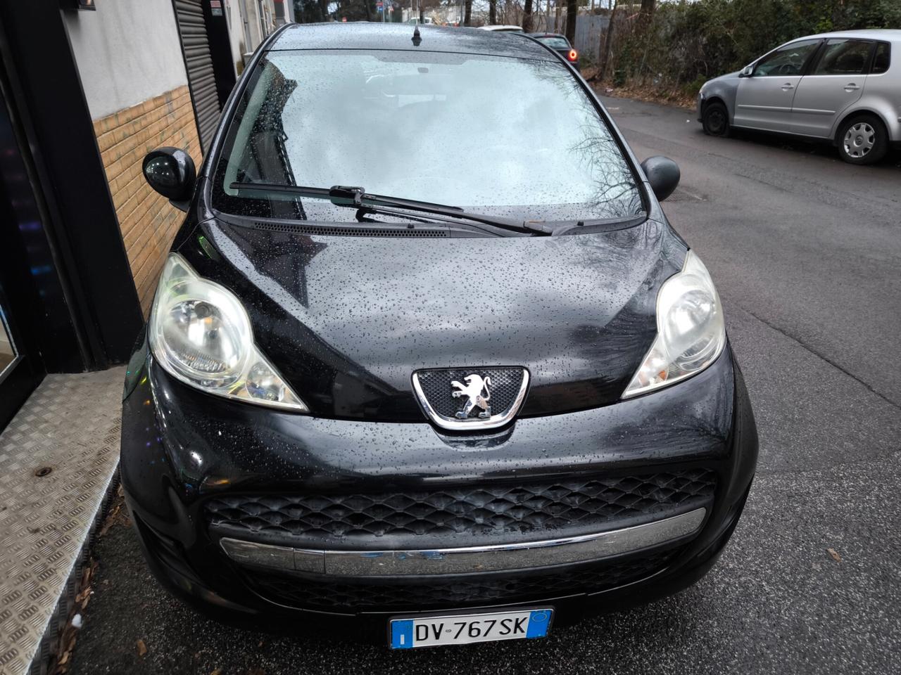 Peugeot 107 1.0 68CV 5p. Sweet Years