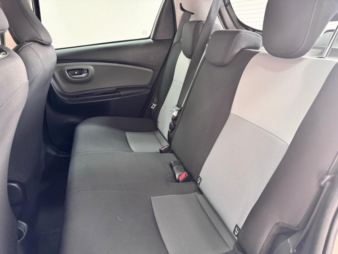Toyota Yaris 1.5 Hybrid-2018-GARANTITA
