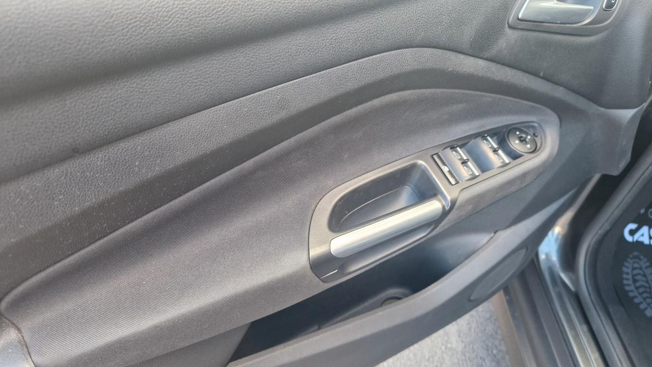 Ford C-Max 1.5 TDCi 95CV GANCIO TRAINO