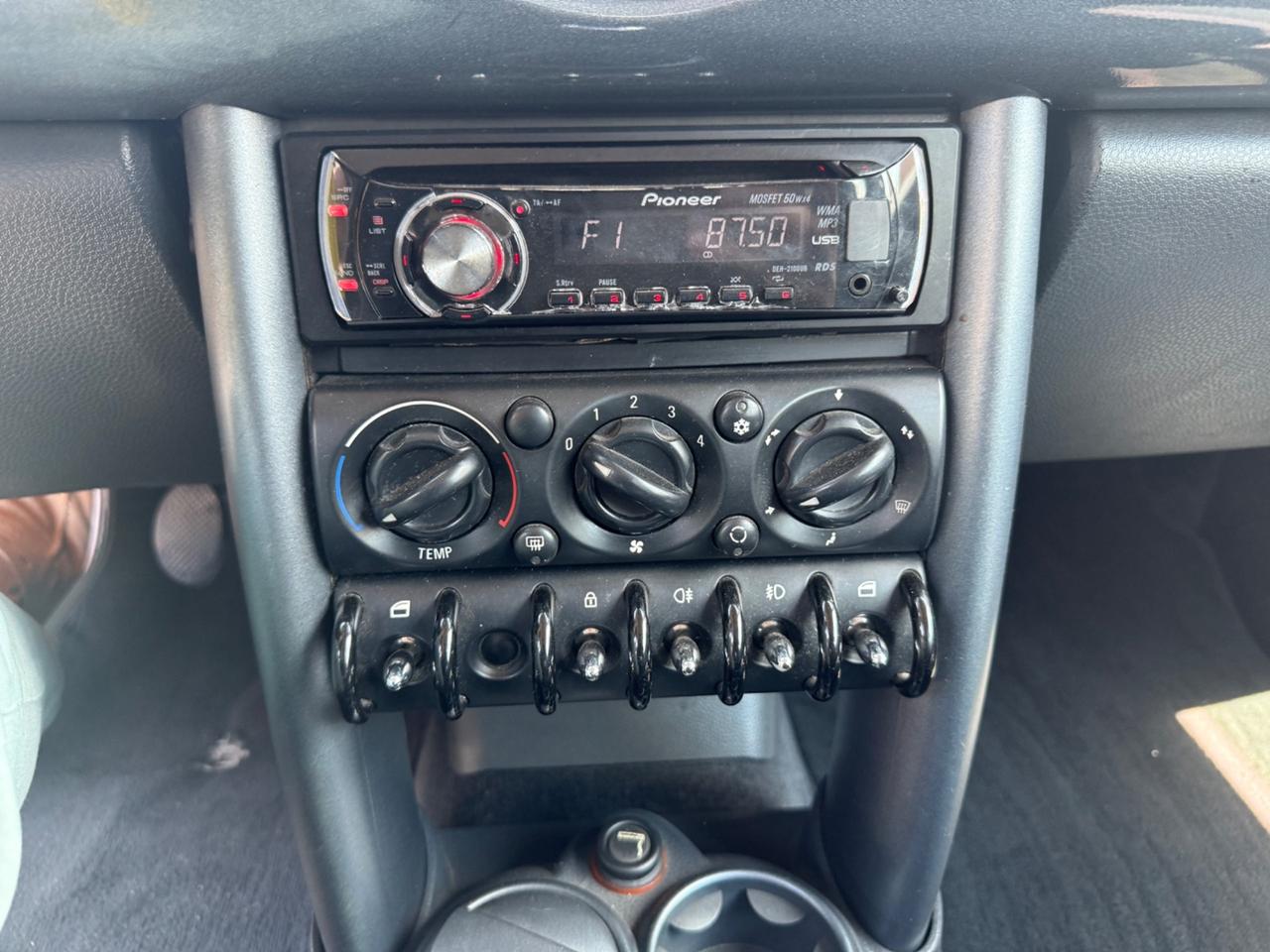 Mini 1.6 16V One soli 110.000km