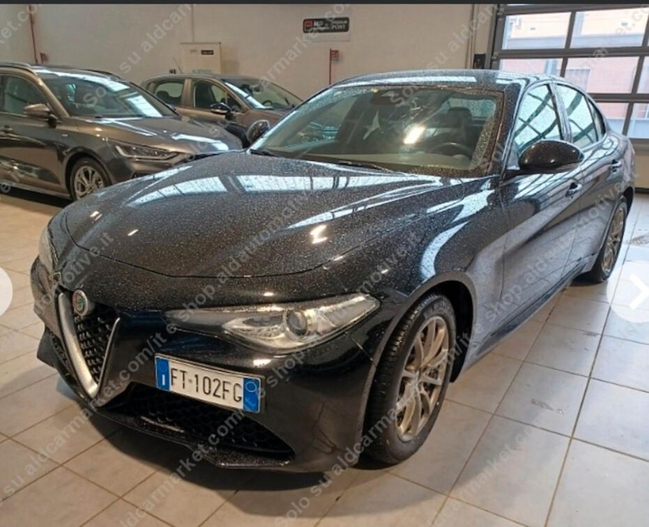 Alfa Romeo Giulia 2.2 TD 160 CV AT8 Business