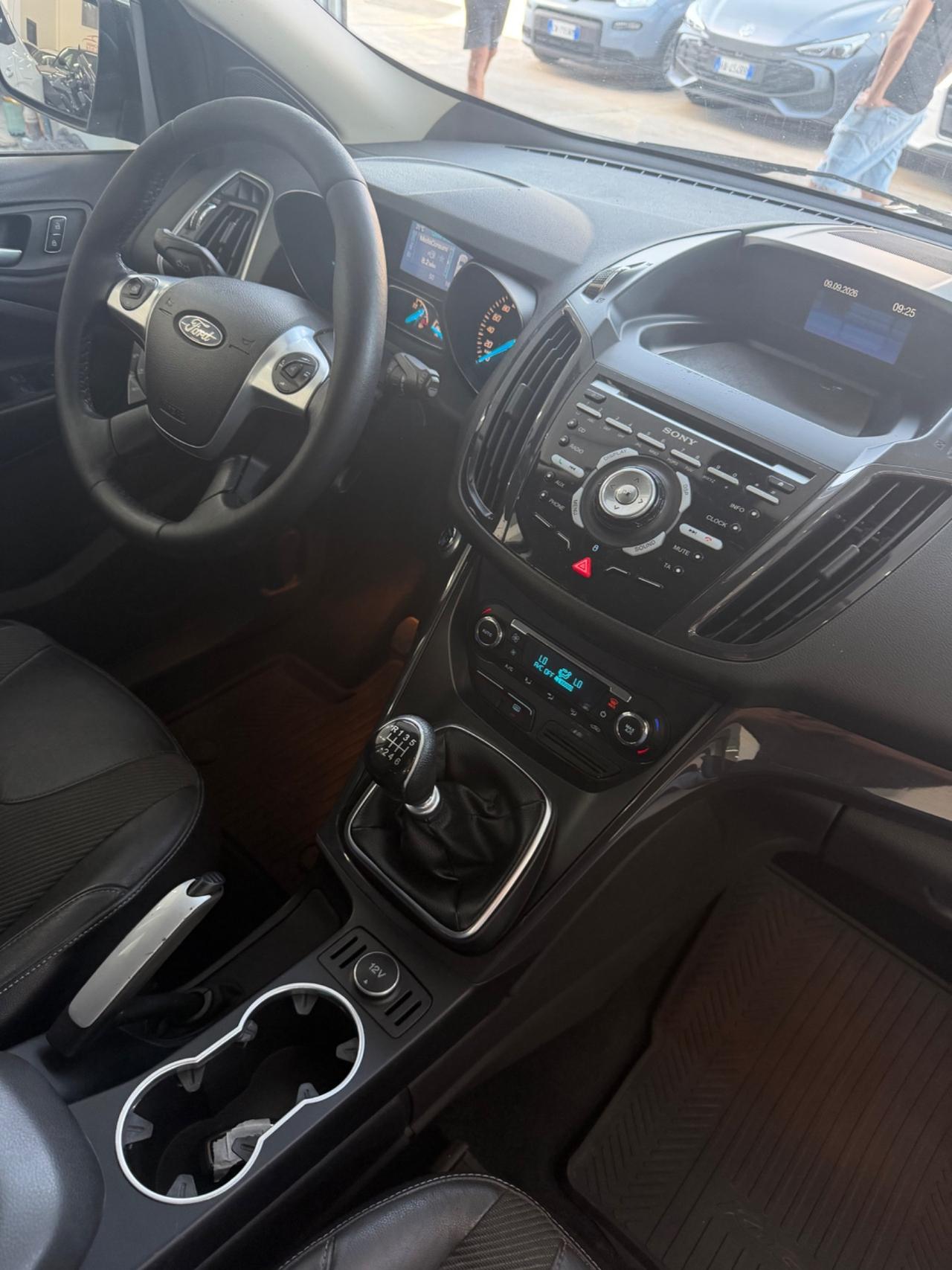 Ford Kuga 2.0 TDCI S&S 2WD Titanium FINANZIABILE