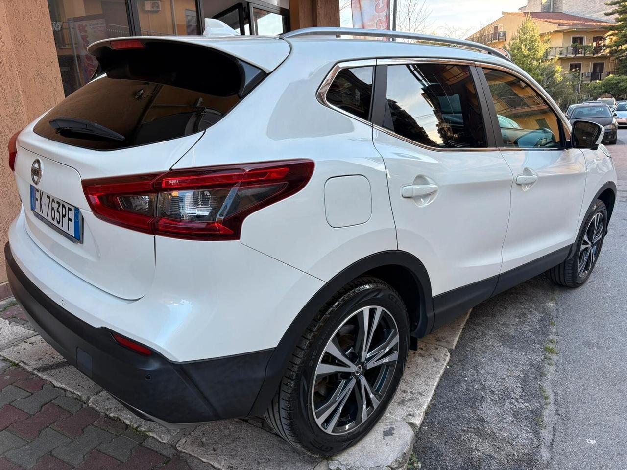 Nissan Qashqai 1.5 dCi N-Connecta + TETTO