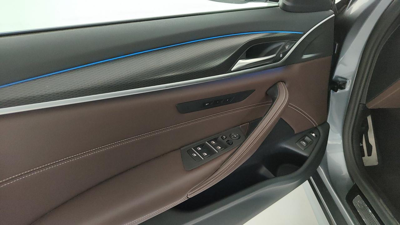 BMW Serie 5 G31 2020 Touring LCI - 530e Touring xdrive Msport auto
