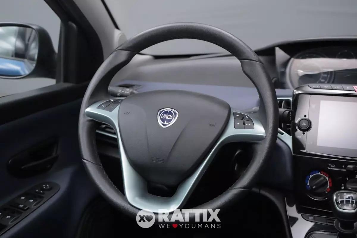 Lancia Ypsilon 1.0 Firefly Hybrid 70CV Silver