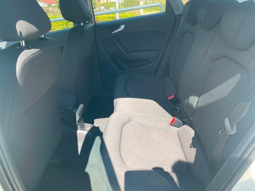 AUDI A1/S1 A1 SPB 1.6 TDI Attraction