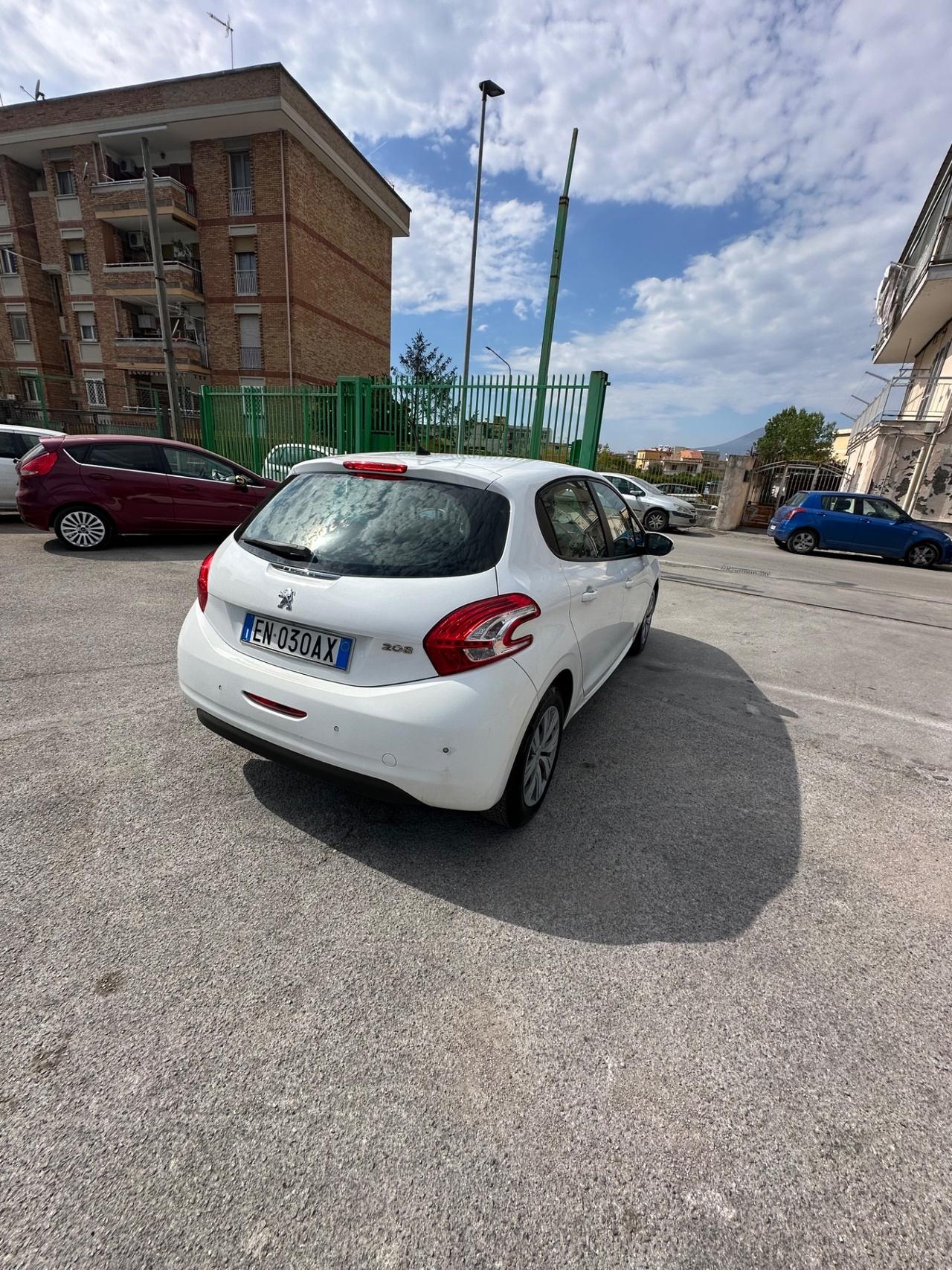 Peugeot 208 1.4 HDi 68 CV 5 porte Access