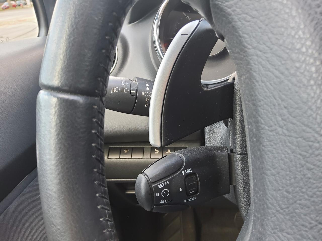 Peugeot 3008 1.6 e-HDi 112CV cambio robotizzato Stop&Start Allure