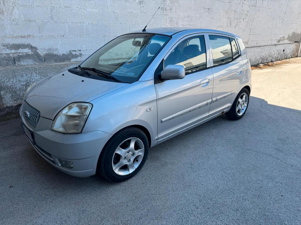 Kia Picanto 1100 Disel