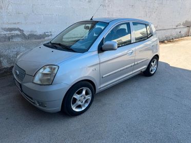 Kia Picanto 1100 Disel