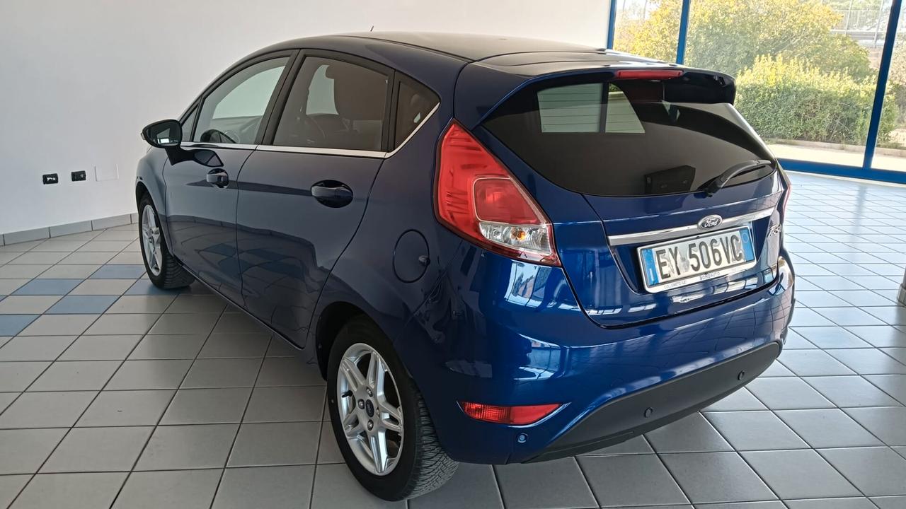 Ford Fiesta 1.5 TDCi 75CV 5 porte Titanium