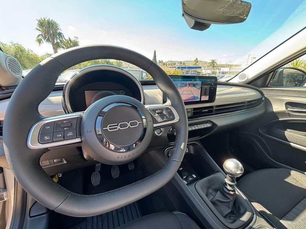 Fiat 600 100 CV Icon 2026 / KM 0 IVA ESPOSTA Tua a solo 215 Euro al mese
